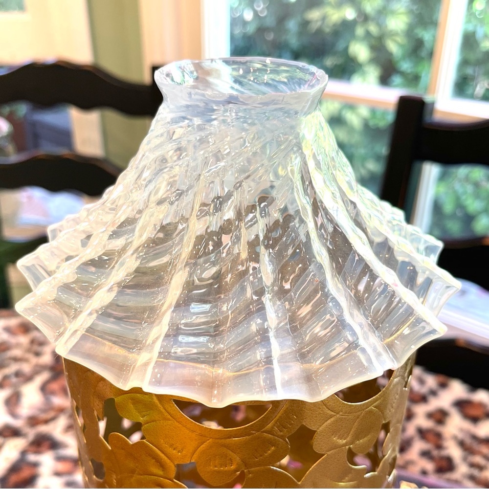 Vintage Opalescent Ribbon Glass Light Shade